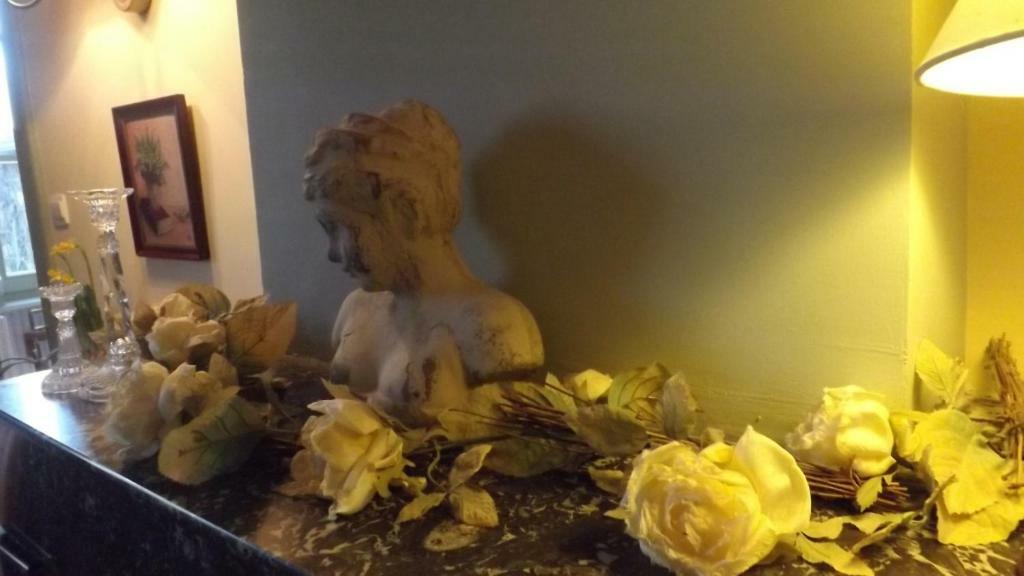 ホテル Le Domaine De Pomone Woinville エクステリア 写真