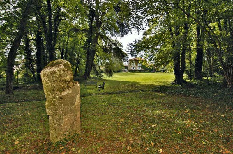 ホテル Le Domaine De Pomone Woinville エクステリア 写真